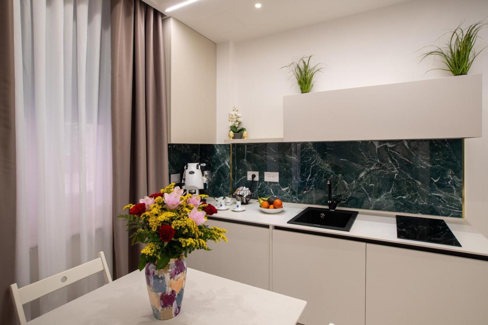 Taozen Apartments タオルミーナ エクステリア 写真