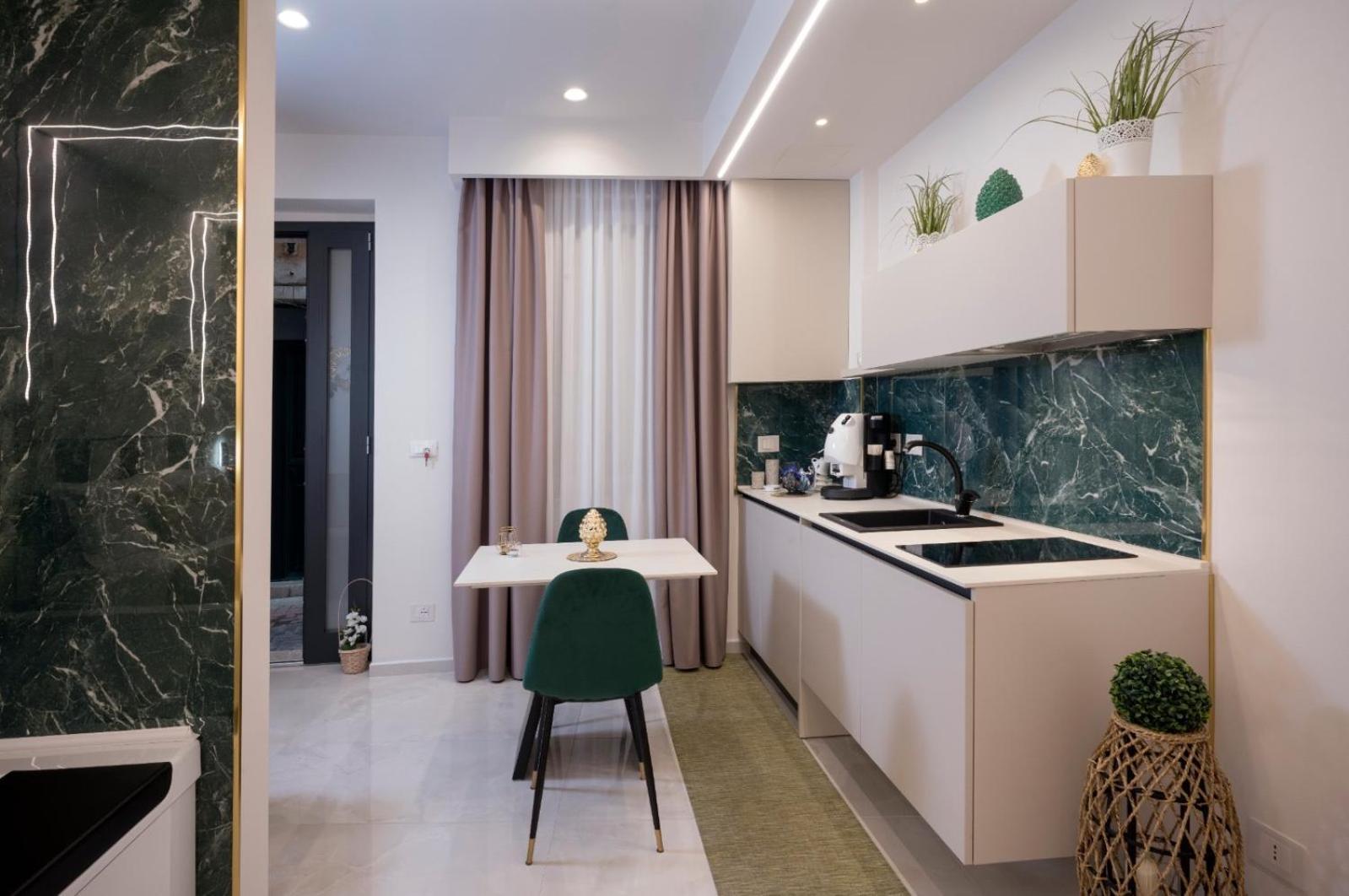 Taozen Apartments タオルミーナ エクステリア 写真